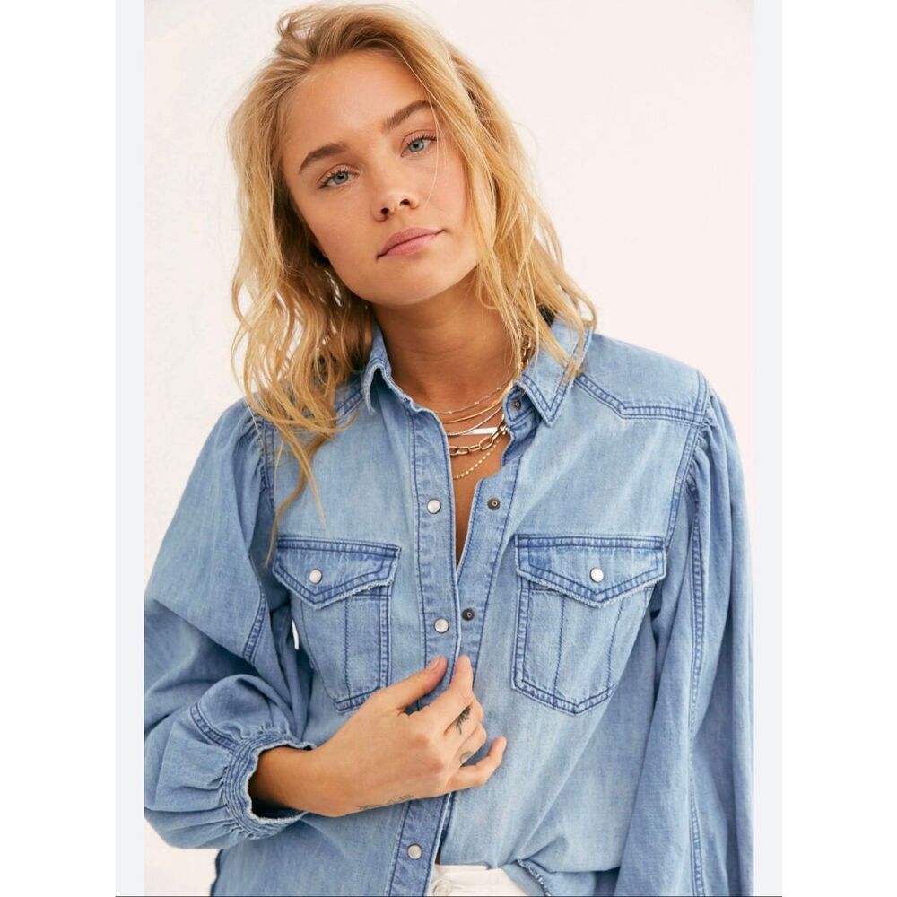 Free People with Love Denim Button Down XS - Picture 3 of 9